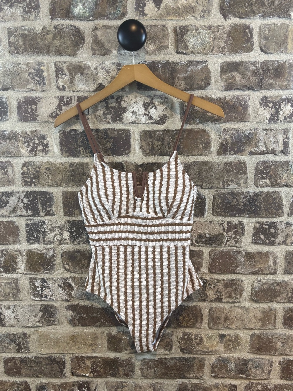 Cupshe Striped Textured One-Piece Swimsuit in Cream and Brown Size M